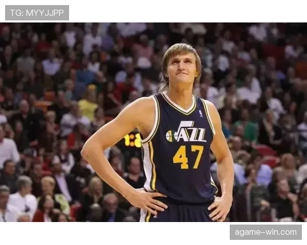 基里连科通过高效换防提升防守体系，对比科比展现更全面防守影响力