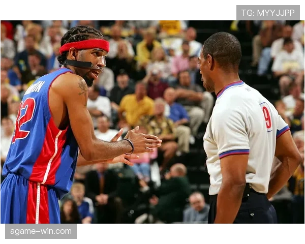 理查德·汉密尔顿无球跑动多于科比助活跃进攻效率提升