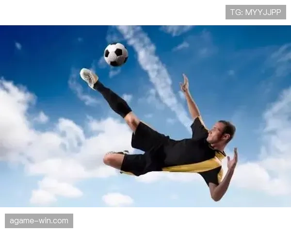 足球规则中球鞋规定的关键要求及裁判判罚标准解析