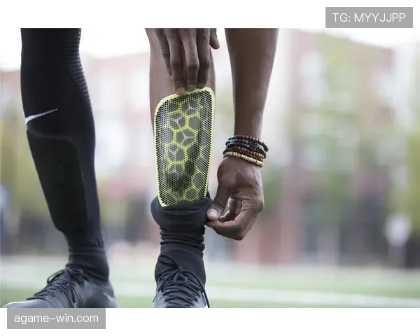 装备规则：护腿板、首饰与裁判检查的关键要求