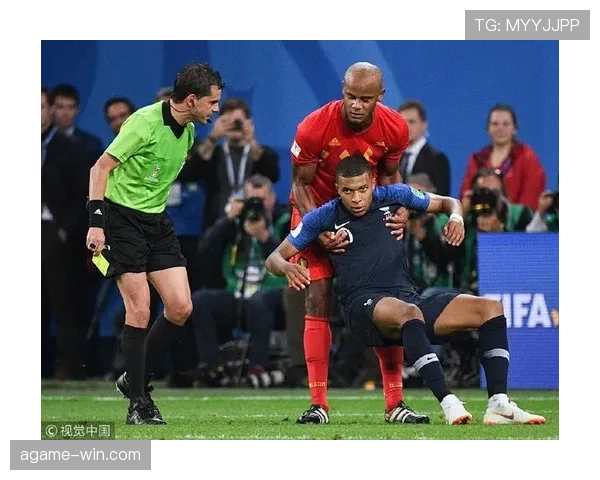 足球伤停补时规则详解：裁判如何判定有效补时时间